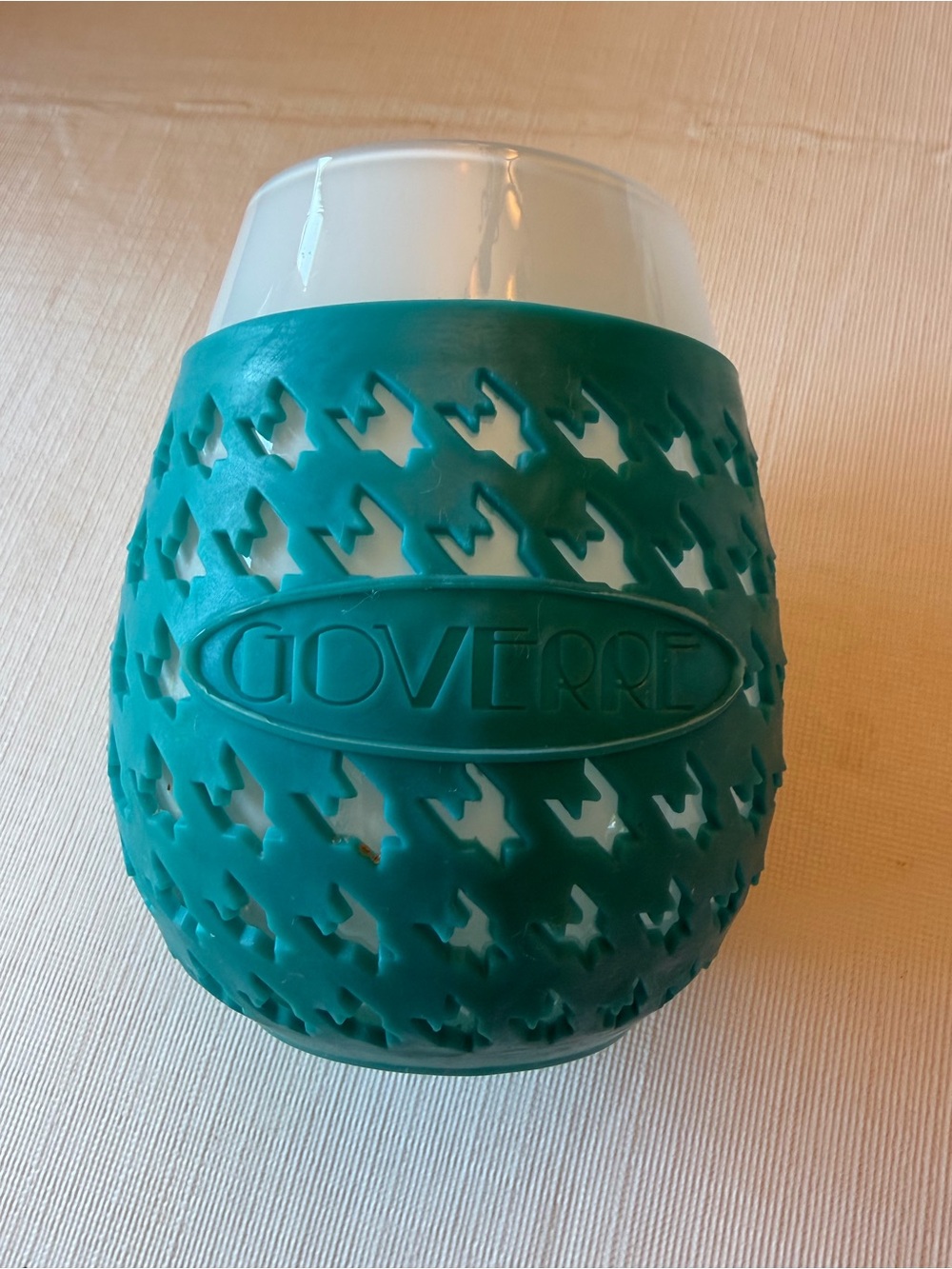Goverre glass stemless easy sip Teal Silicone Wine Glass tumbler - Picture 3 of 7